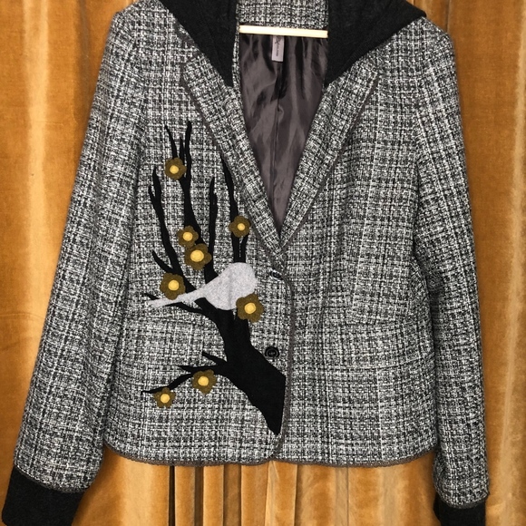 Bella Sisters Jackets & Blazers - Bella Sisters blazer, XL